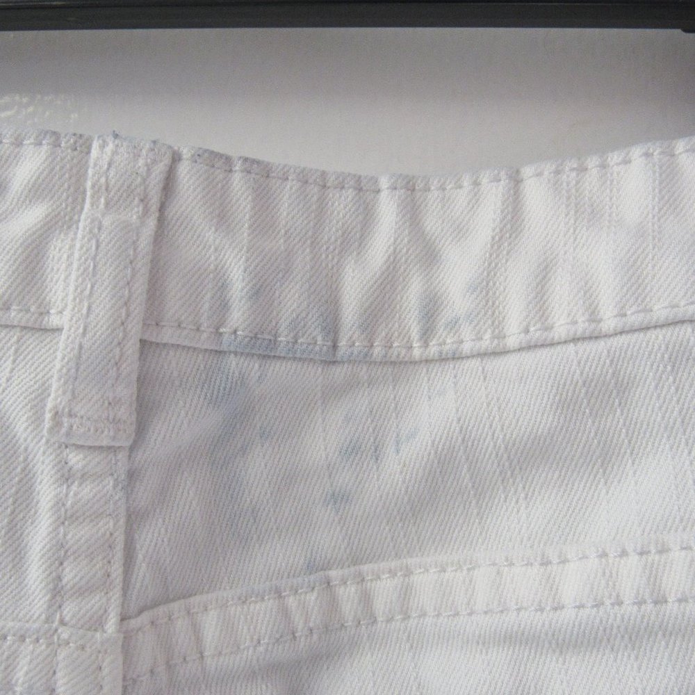 Liz Claiborne White Jeans Size 10 - Picture 7 of 16